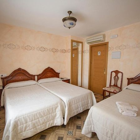 מדריד Hostal Paquita מראה חיצוני תמונה